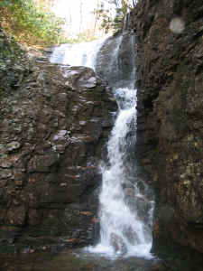 rock creek falls 004.jpg (298206 bytes)